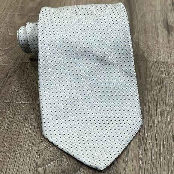 Brioni Tie 100% Silk Made in Italy Subtle Geometric Business Power Tie EUC Lux - Picture 1 of 12